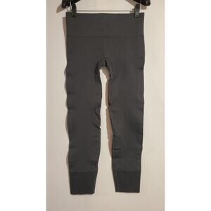 Lululemon Ebb to Street Seamless Ribbed Cuff Pants Womens Size 6 Gray Tights